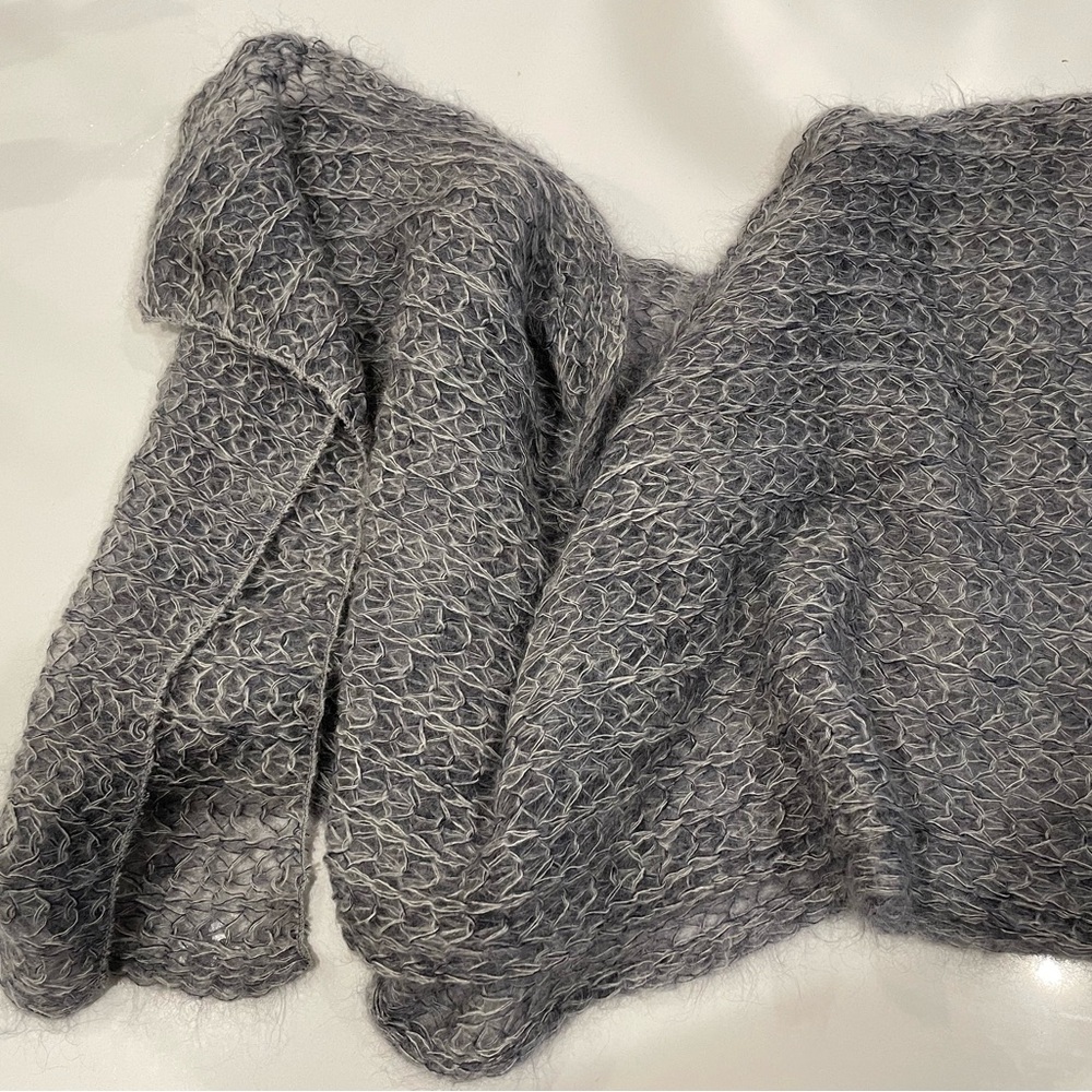 Beautiful Mohair Super Soft Wrap/Scarf - Made in Italy! 🇮🇹 perfect classy layer! - Picture 9 of 9